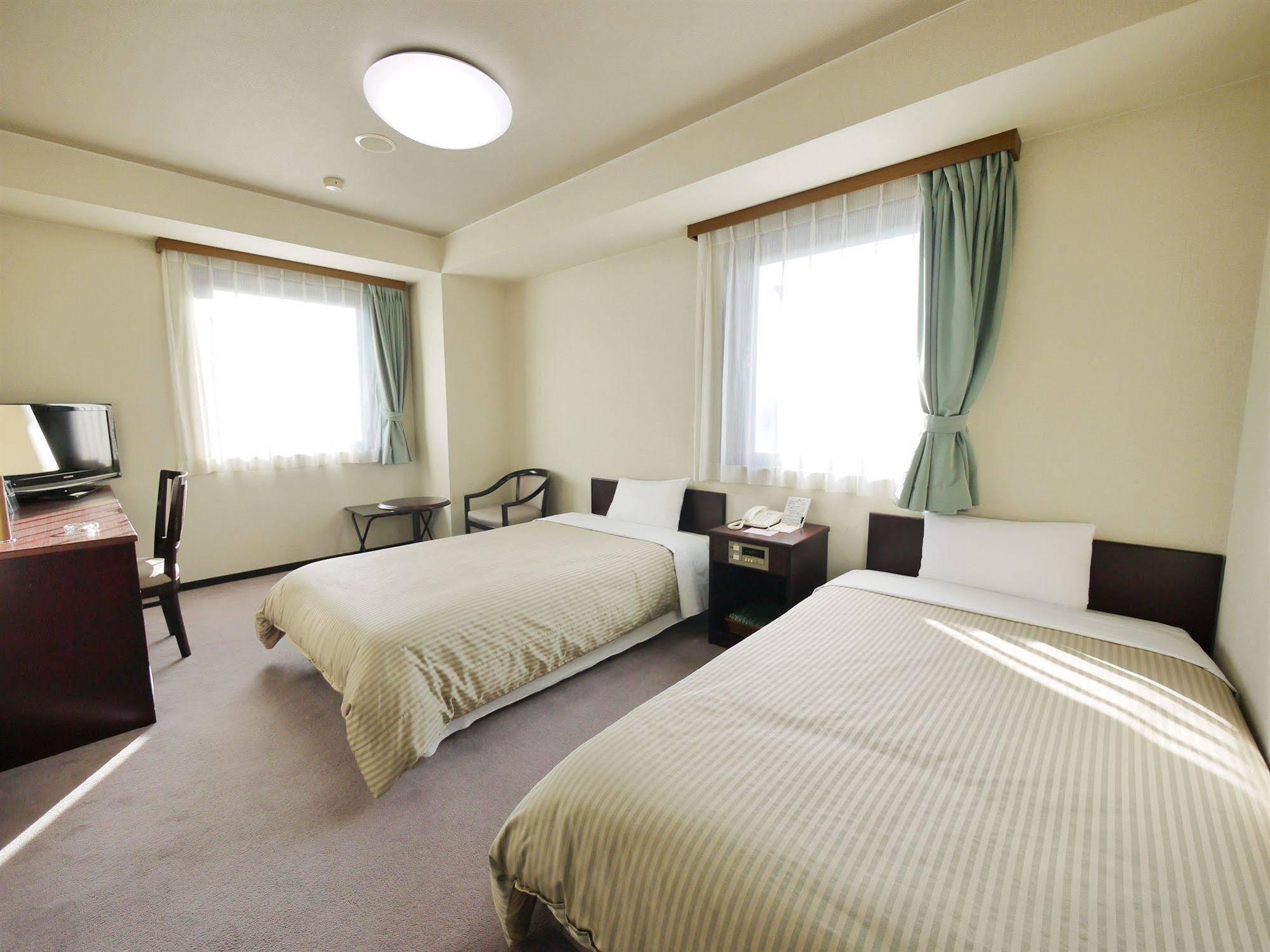 Hotel Route-Inn Shimada Ekimae Bagian luar foto
